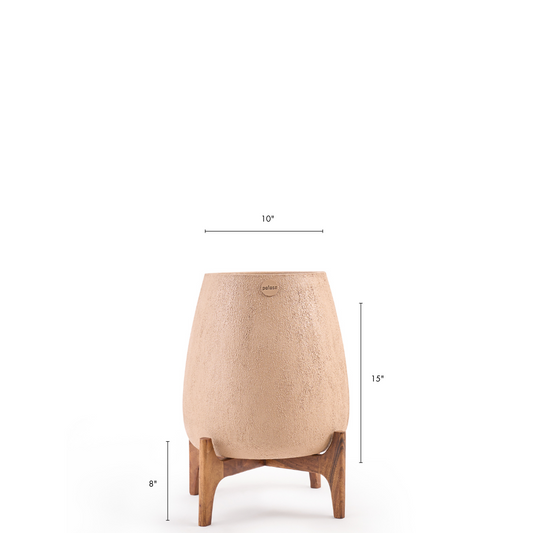 Bella Small with AQ stand