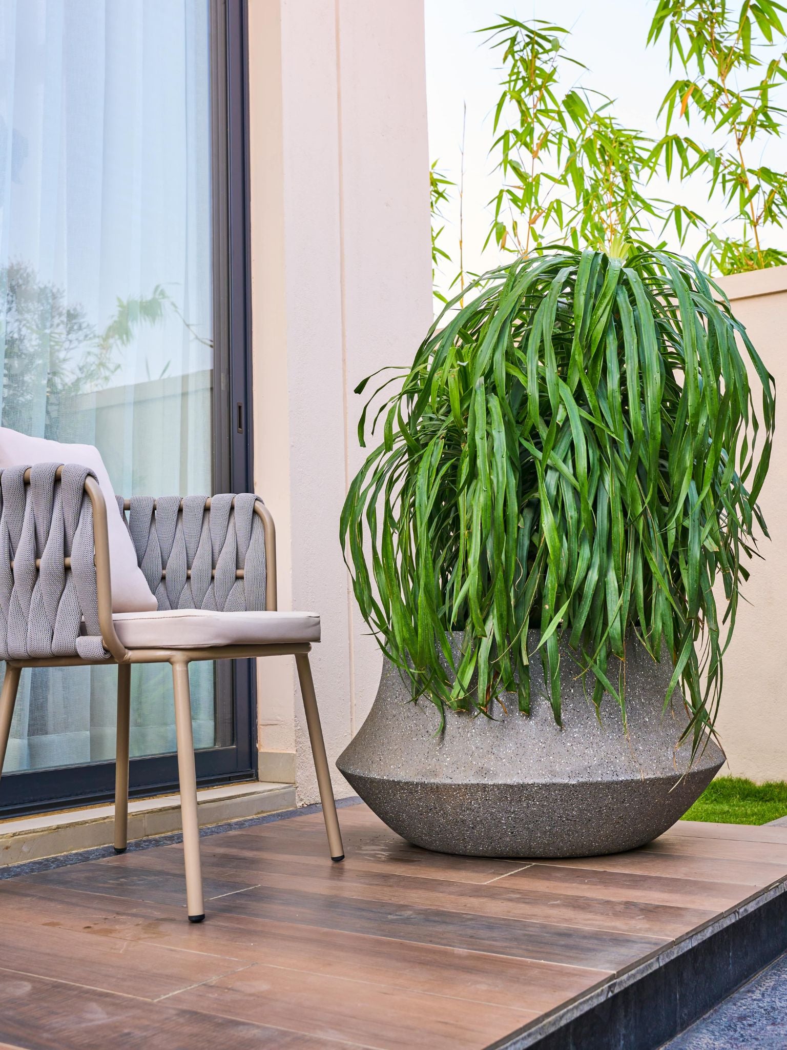 indoor planter floor Skirtle FRP Floor Planter