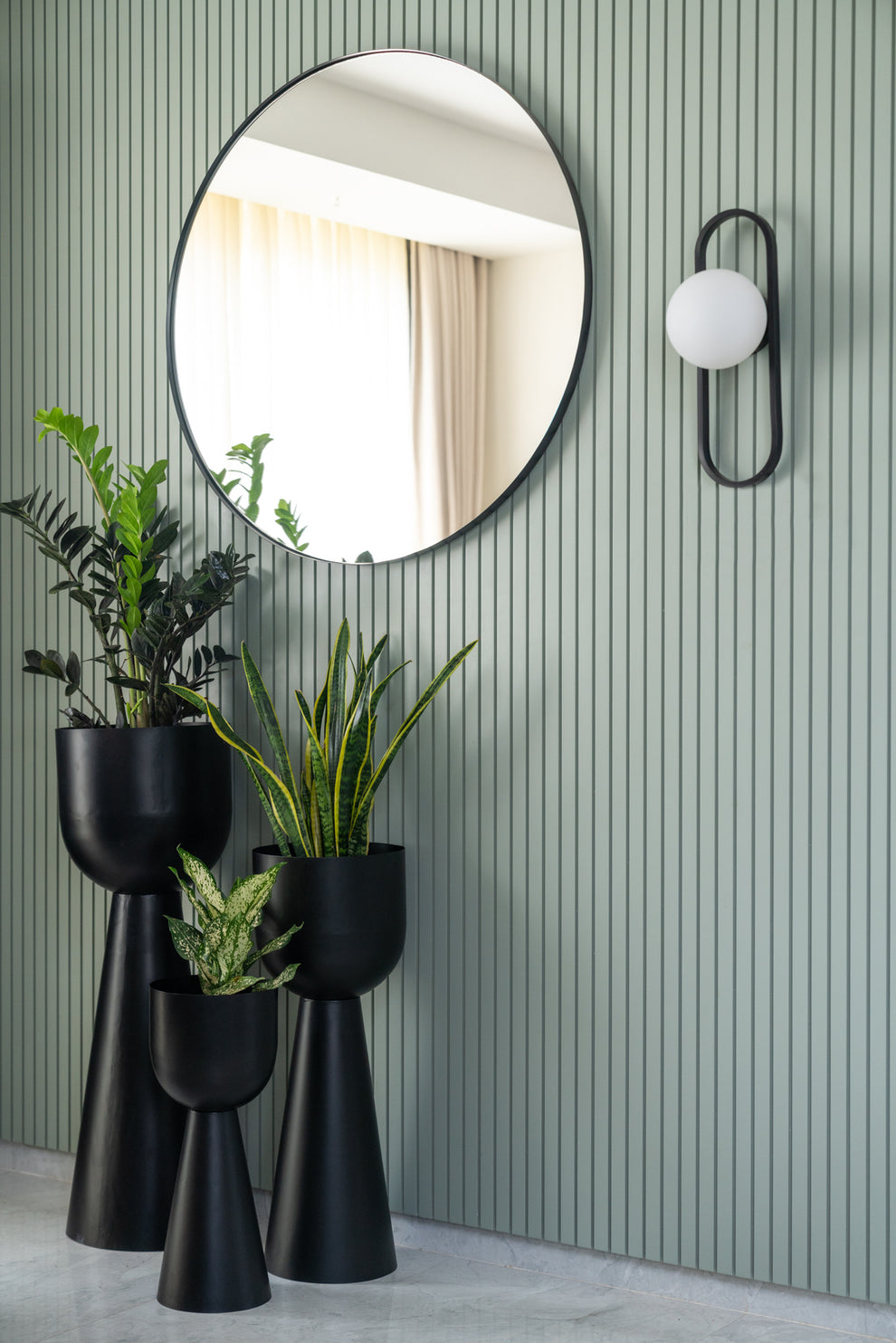 Black Metal Planter Online Bangalore India| Studio Palasa