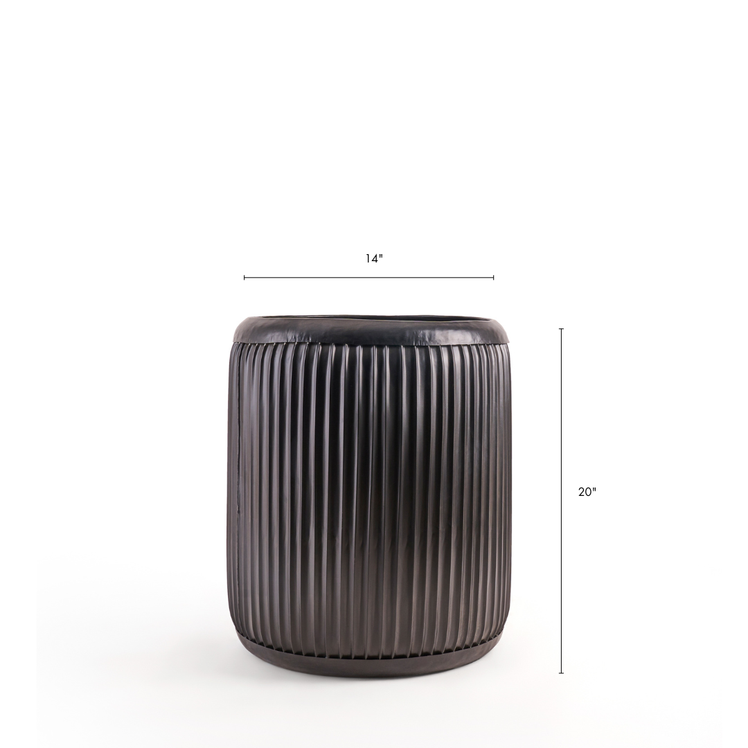 This beautiful large black metal planter by Palasa can bring life to any space. Use this black metal indoor planter pot set any where in your living room, bedroom or even entryway.